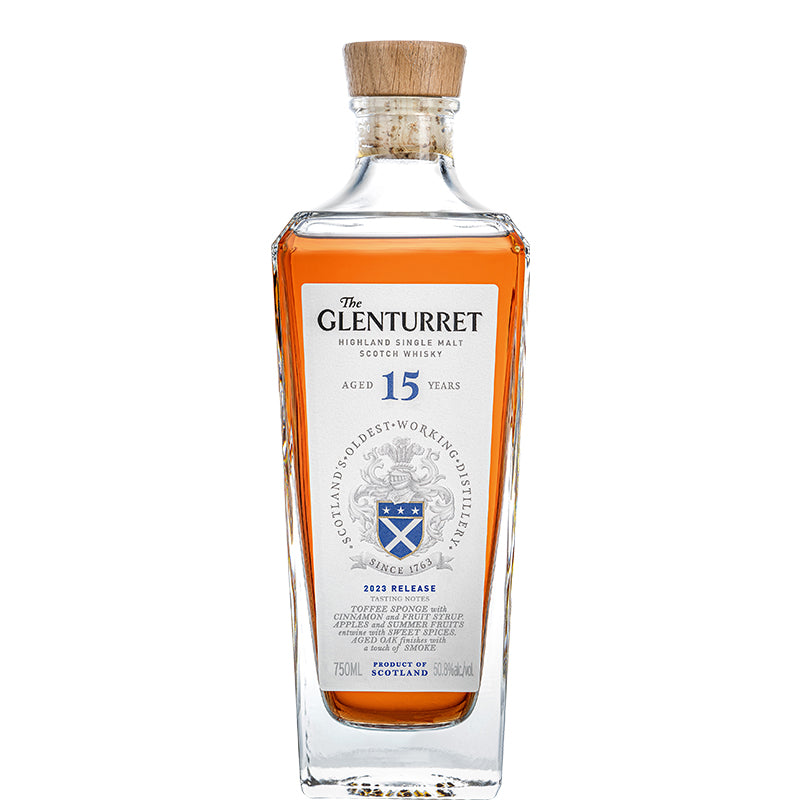 Glenturret 15 jaar oud Schotse maltwhisky in een rechthoekige fles met wit etiket en brede stop.