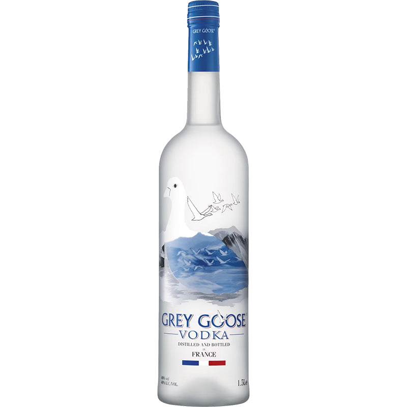 Grey Goose wodka van 1 liter in een matte fles met blauwe bergillustratie.
