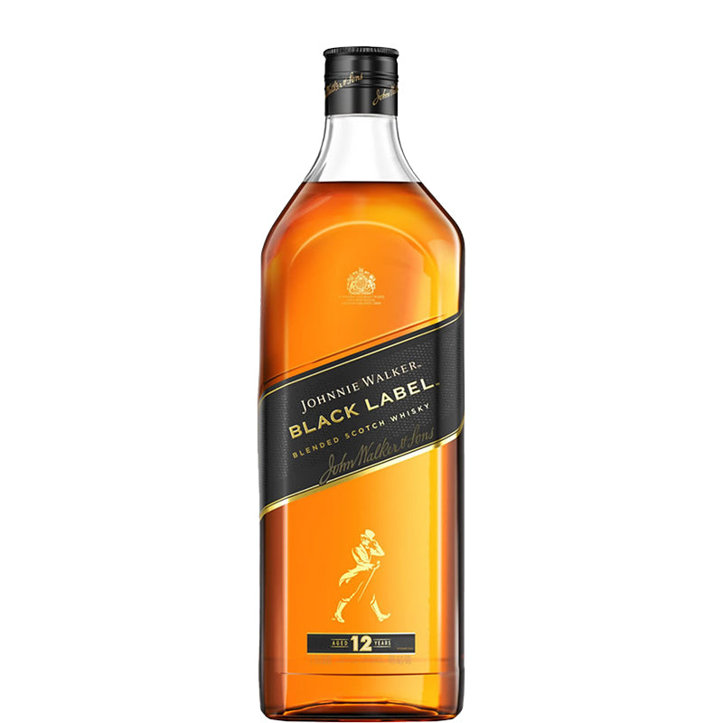Johnnie Walker Black Label 12 jaar oud 1.5L blended Scotch whisky in een vierkante fles met schuin zwart etiket.